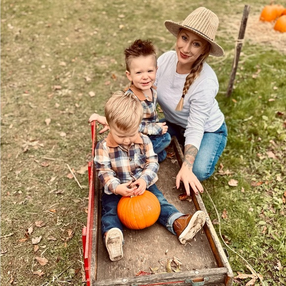 Stephanie Rose — that’s me! - Picture 1 of 16